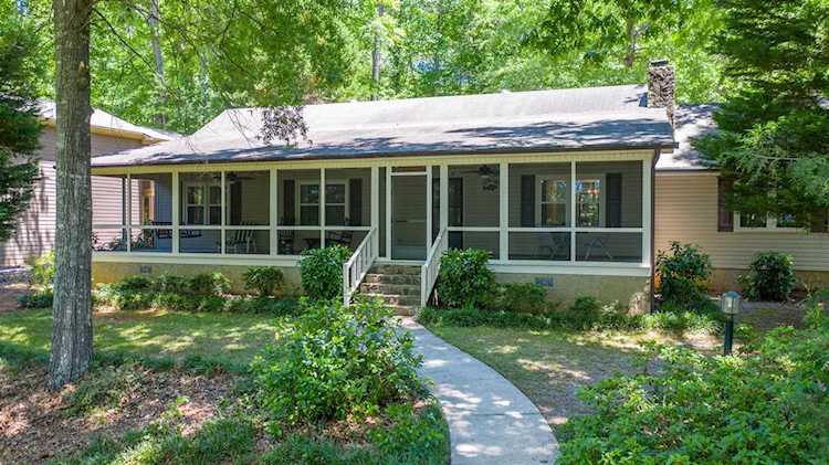 131 Lakemore Drive Eatonton, GA 31024