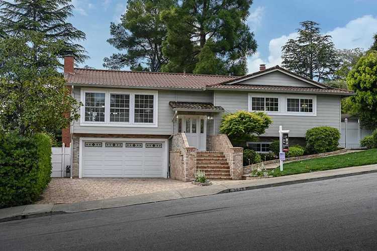 3829 Bret Harte Drive Redwood City, CA 94061