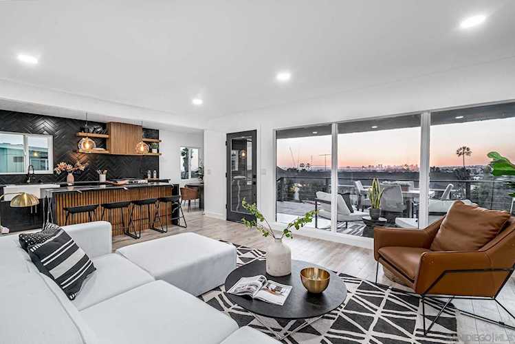 5527 San Onofre Terrace San Diego, CA 92114