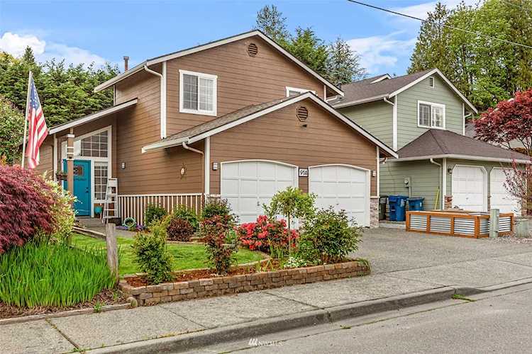914 Harrison Ave Snohomish, WA 98290