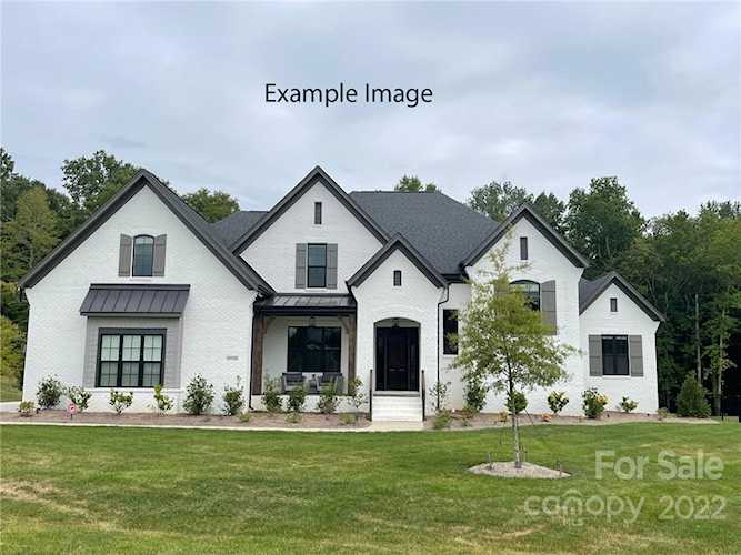 4200 Carmel Acres Dr Charlotte, NC 28226