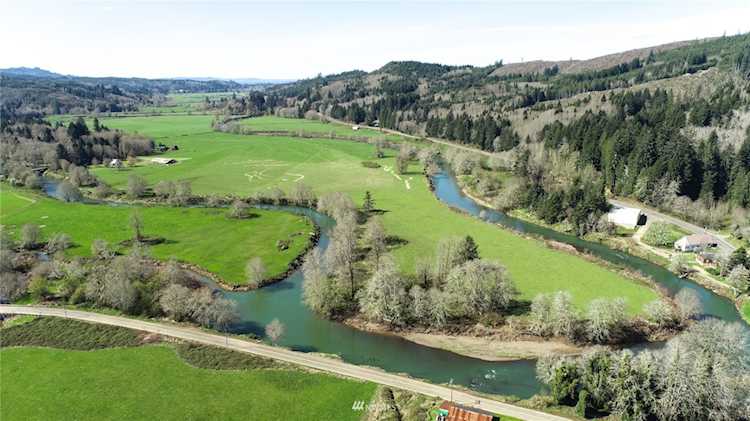 471 Barr Rd Grays River, WA 98621