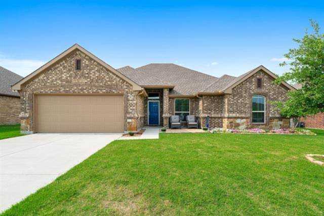 1122 Serendipity Circle Sanger, TX 76266