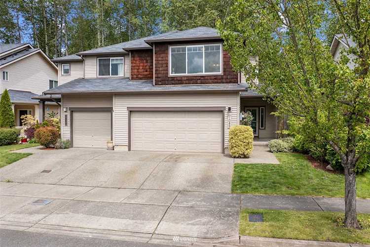 1049 43rd Ct NE Auburn, WA 98002