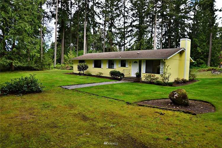 18111 S Tapps Dr E Lake Tapps, WA 98391