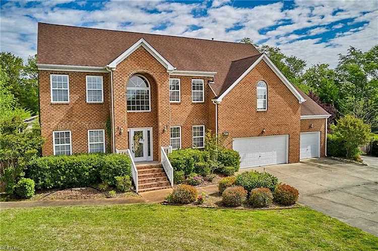 4400 Anchor Bend Ct Chesapeake, VA 23321 home for sale, MLS#10437668 - Crescas Real Estate Photo 1