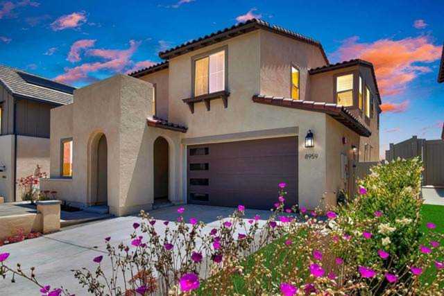 8959 Hightail Drive Santee, CA 92071