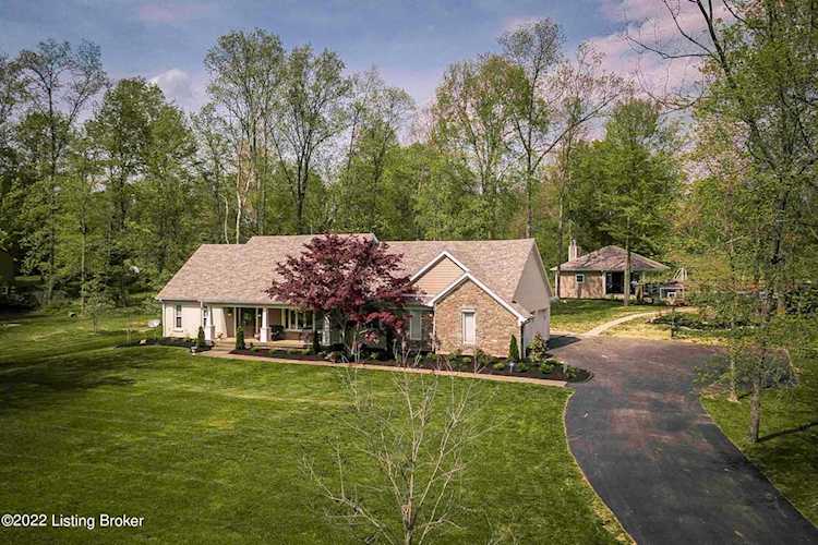 147 Rosswoods Dr Pewee Valley, KY 40056 | MLS 1604247 Photo 1