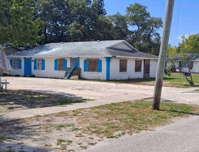 3108 3rd St E #A Bradenton, FL 34208