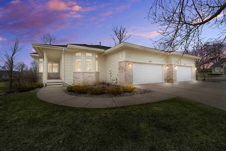 2930 Wilds Lane NW Prior Lake, MN 55372