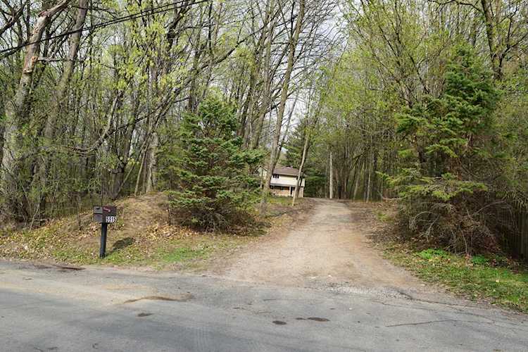 5915 Hillendale Road Shorewood, MN 55331