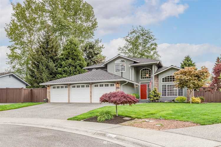 15525 66th Ave SE Snohomish, WA 98296