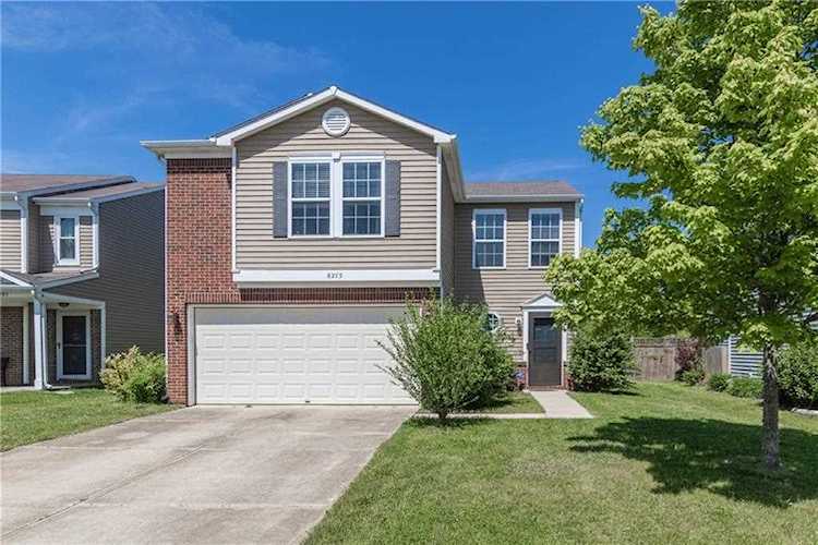 8275 S Firefly Dr Pendleton, IN 46064 | MLS 21854152 Photo 1