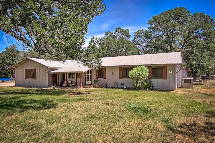 3157 Majestic Oak Cir Cottonwood, CA 96022