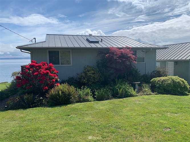 92 Maple Ln Port Ludlow, WA 98365