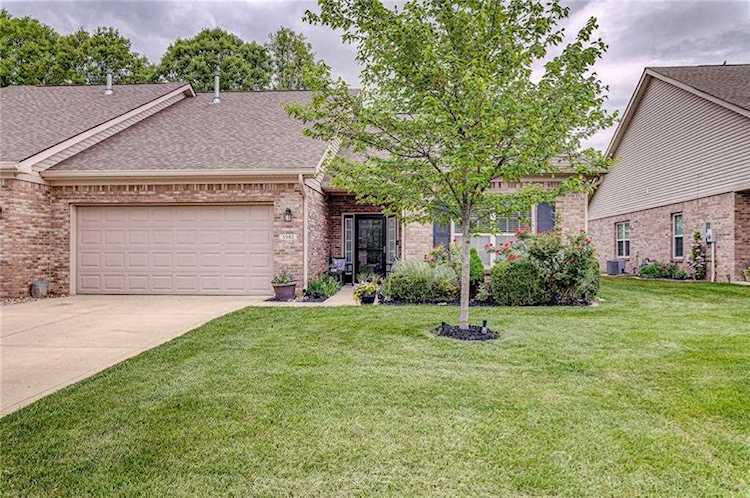 5582 Lipizzan Ln Plainfield, IN 46168 | MLS 21857917 Photo 1