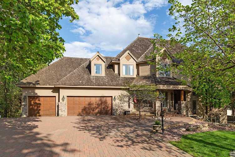 13814 Grothe Circle Apple Valley, MN 55124