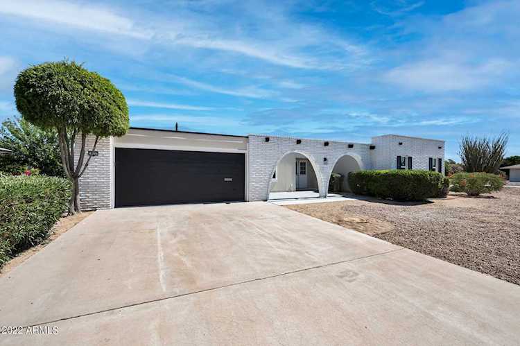 10202 W Gulf Hills Drive Sun City, AZ 85351