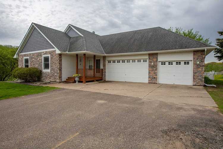 7230 Hillendale Road NW Elk River, MN 55330