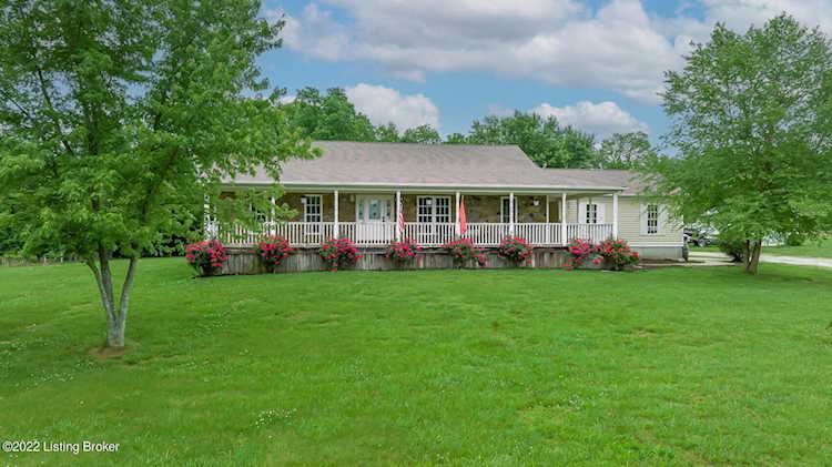 442 Clarks Ln Shepherdsville, KY 40165