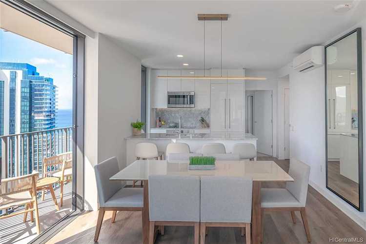 987 Queen Street #3314 Honolulu, HI 96814