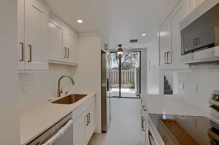3702 Bridgewood Drive #3702 Boca Raton, FL 33434