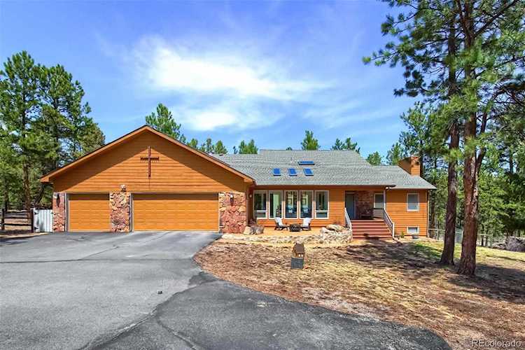 588 Dawson Rd Woodside Welcome to your new home! Located in the highly sought-after Woodside Park neighborhood.... Pine Park CO 80470 6962197 home for sale $975,000 6962197 Photo 1