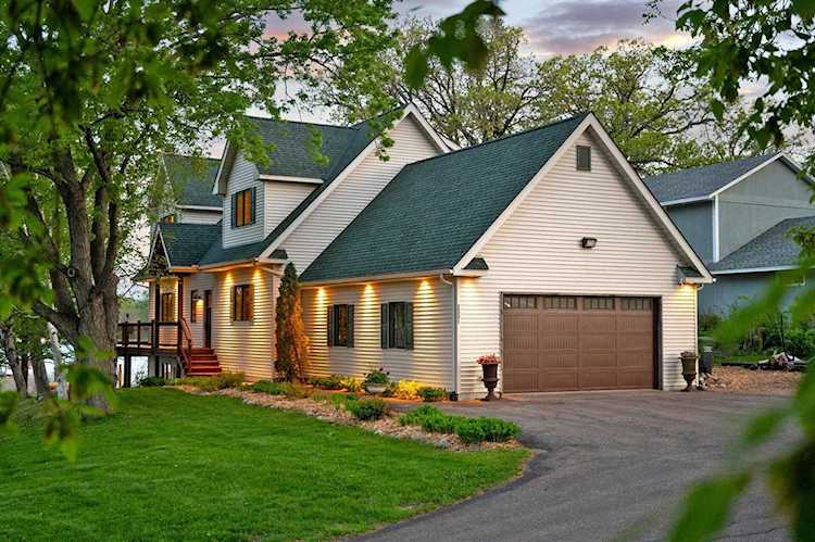 2331 Driftwood Lane Mound, MN 55364