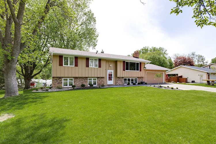 12809 Whitewood Drive Burnsville, MN 55337 | MLS 6198145 Photo 1