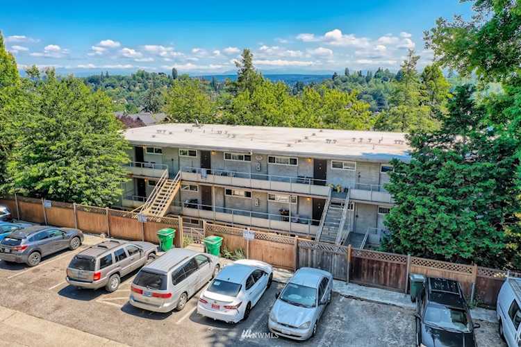 109 25th Ave E Seattle, WA 98112
