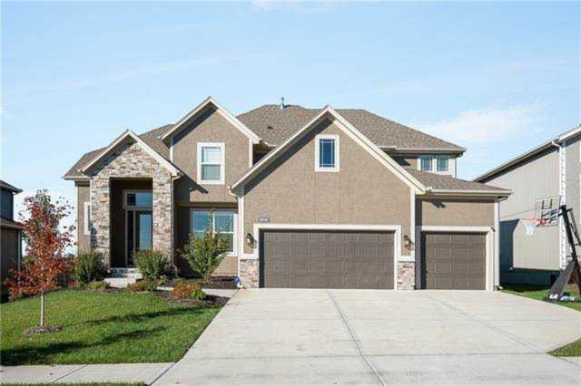 16948 S Hunter St Olathe, KS 66062