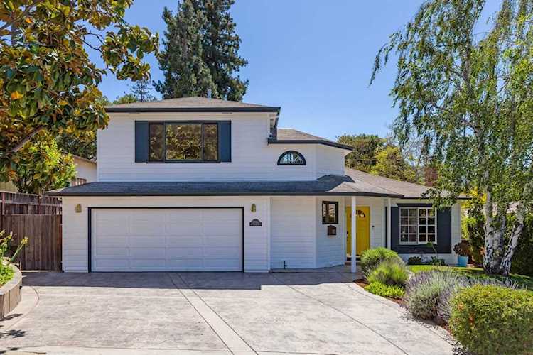 20306 La Paloma Avenue Saratoga, CA 95070
