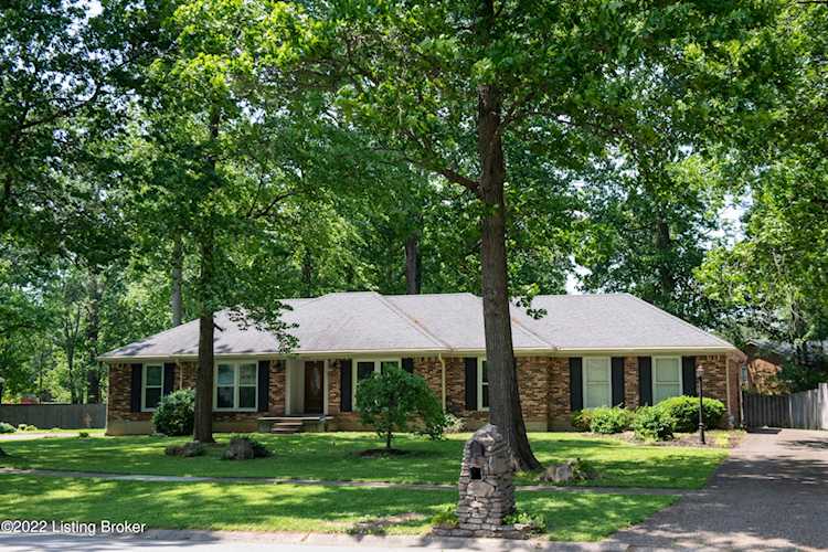 4202 Windy Oaks Rd Louisville, KY 40241