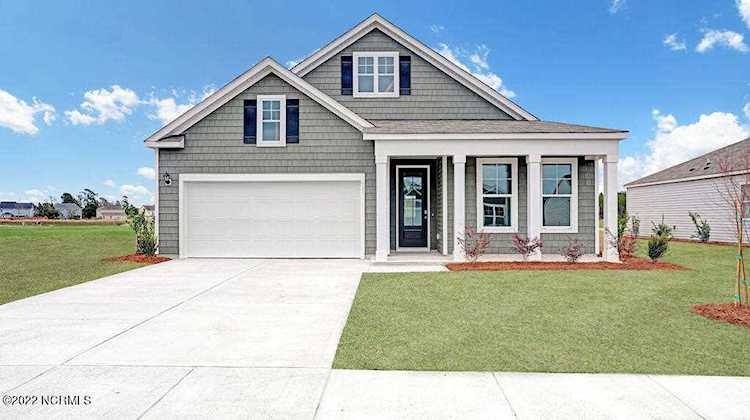 1031 Burled Oak Ridge Loop Bolivia, NC 28422