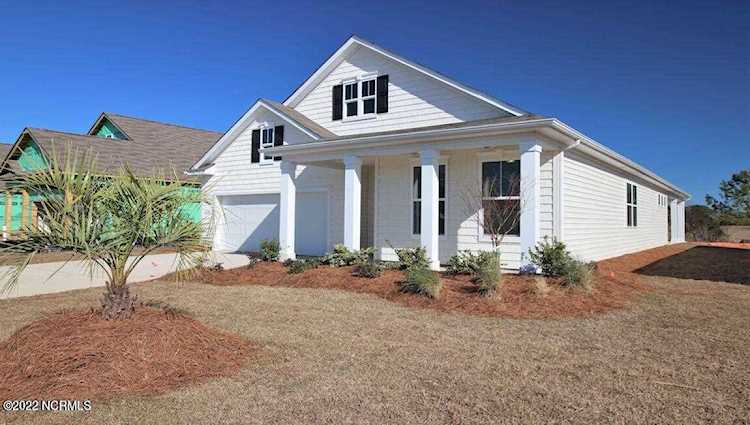 203 Sunshine Drive Holly Ridge, NC 28445