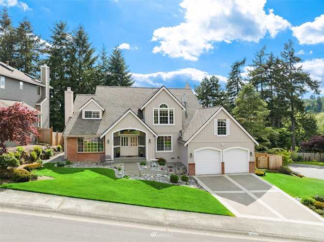 13525 SE 83rd St Newcastle, WA 98059
