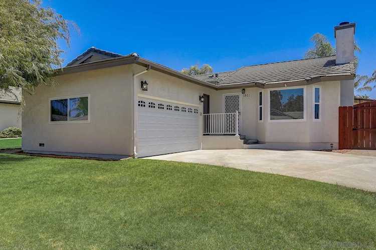 1522 Spring Creek Ln Oceanside, CA 92057