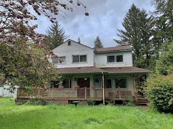 196 Western Loop Toledo, OR 97391