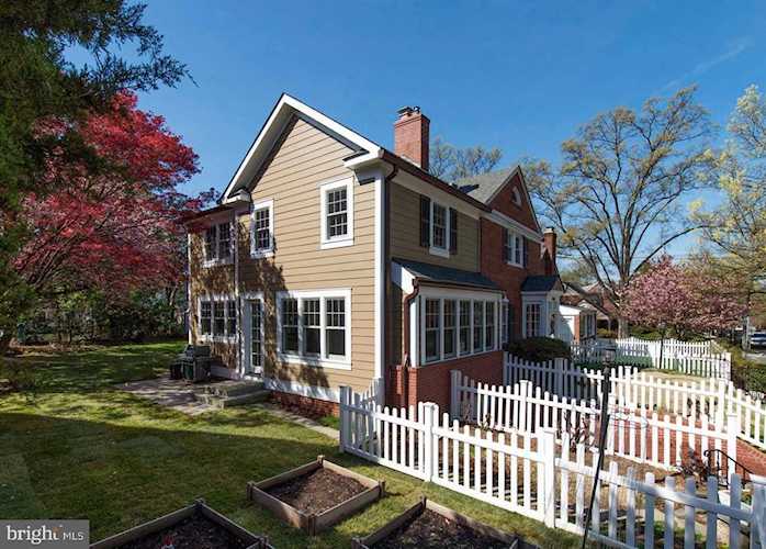 4538 Albemarle St NW Washington, DC 20016