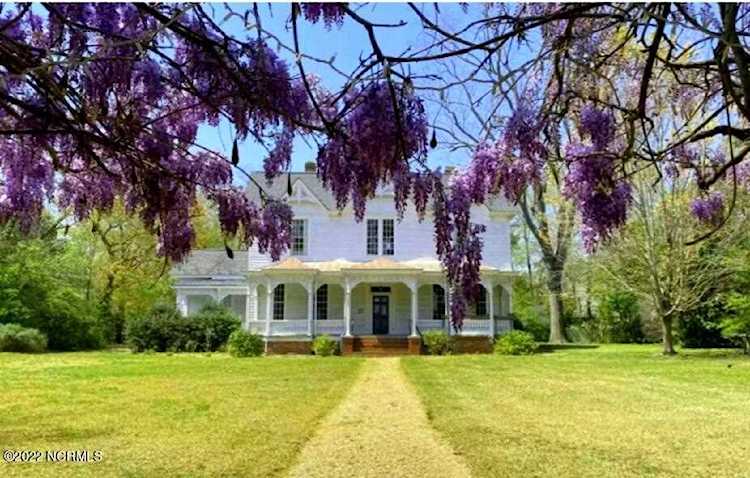 1508 Main Street Scotland Neck, NC 27874