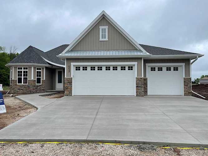 W6628 Ethan Dr Appleton, WI 54915