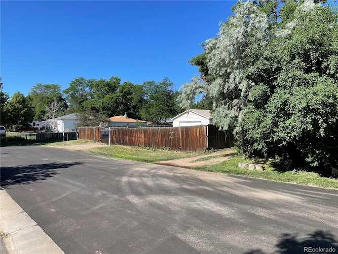 2545 Reed St Lakewood, CO 80214