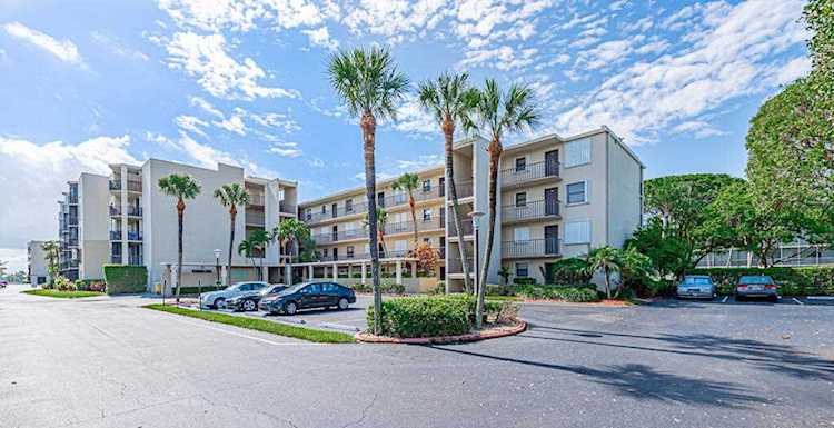 890 N Federal Highway #408 Lantana, FL 33462