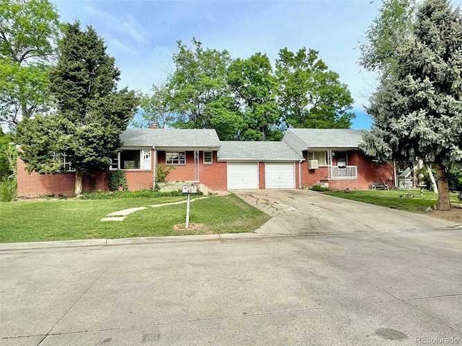 655 Ingalls St Lakewood, CO 80214