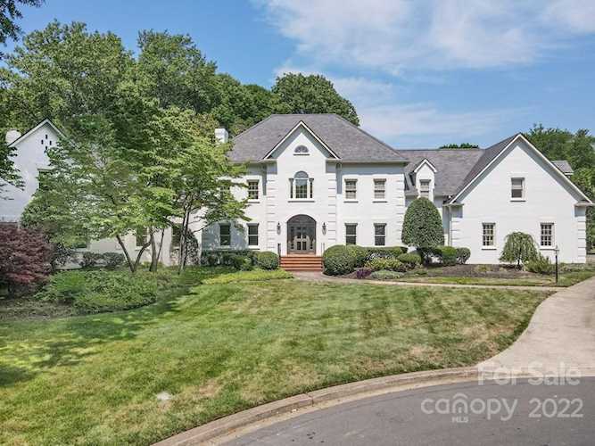 4000 Doves Roost Ct Charlotte, NC 28211