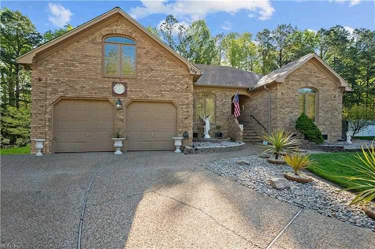 509 Twelve Oaks Ct Chesapeake, VA 23322