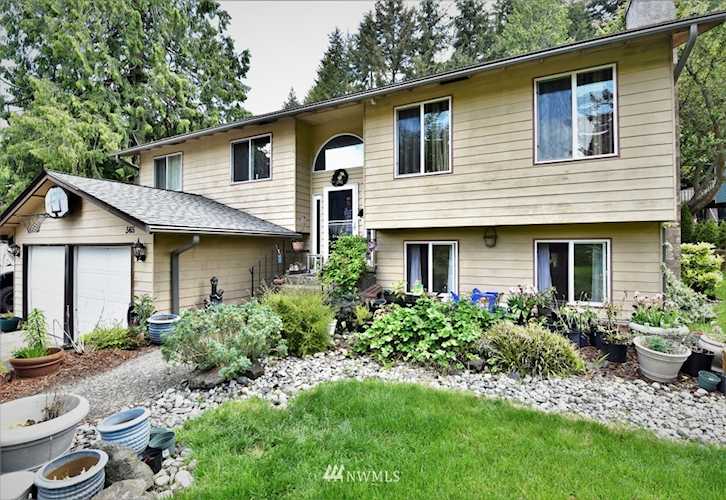565 NW Fairwood Way Bremerton, WA 98311 | MLS® 1937306 Photo 1