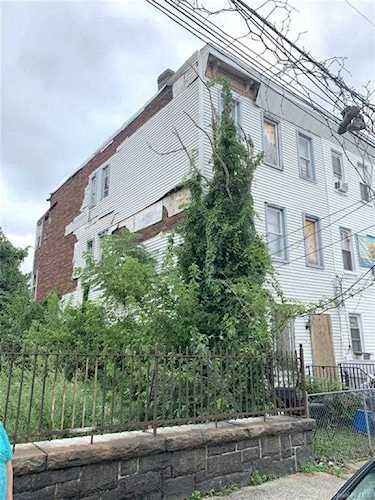 41 Groshon Avenue Yonkers, NY 10701