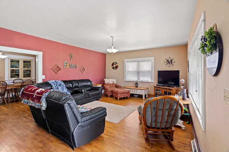 2620 State Rte A Fayette, MO 65248