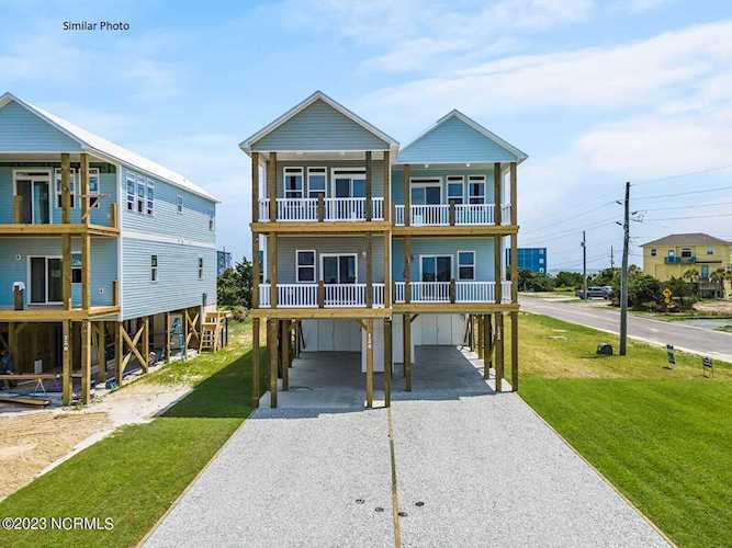 130 Sea Gull Lane North Topsail Beach, NC 28460